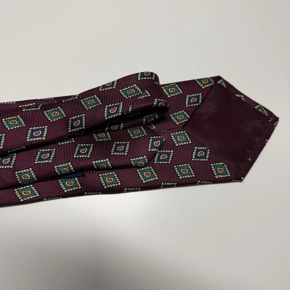 Jos. A. Bank Premier Silk‎ Necktie Purple Print 3 3/4